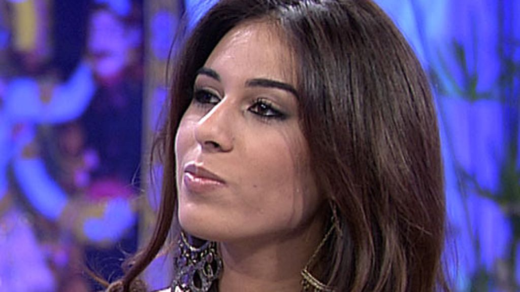 El primer día de Indhira en el trono