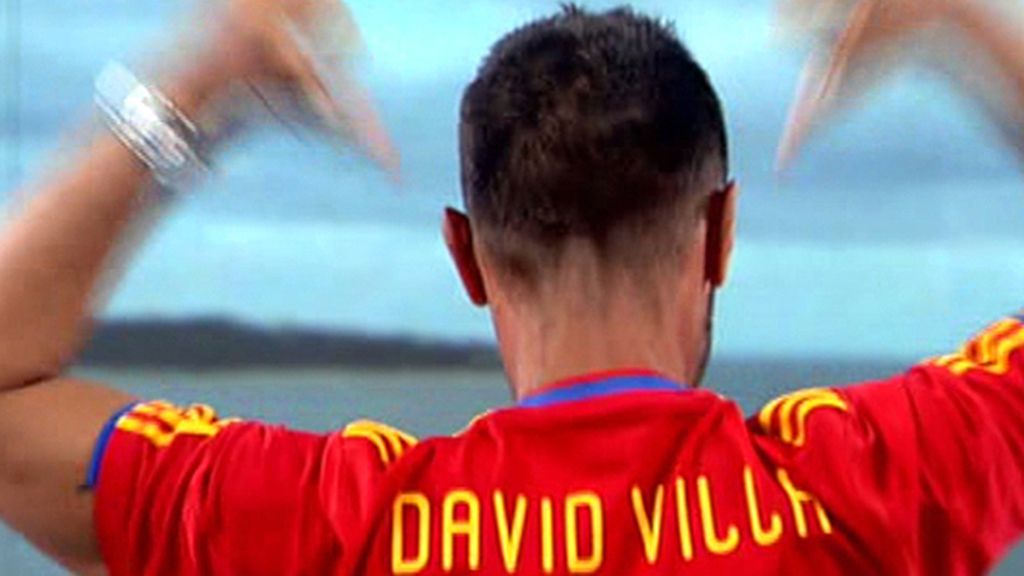 Jesús celebra la victoria de España