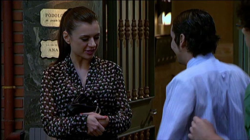 Fidel ayuda a Barajas en su conquista sin saber que su objetivo es Soraya