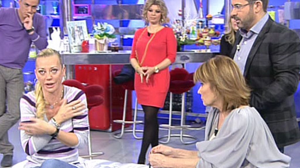 Belén Esteban se emociona
