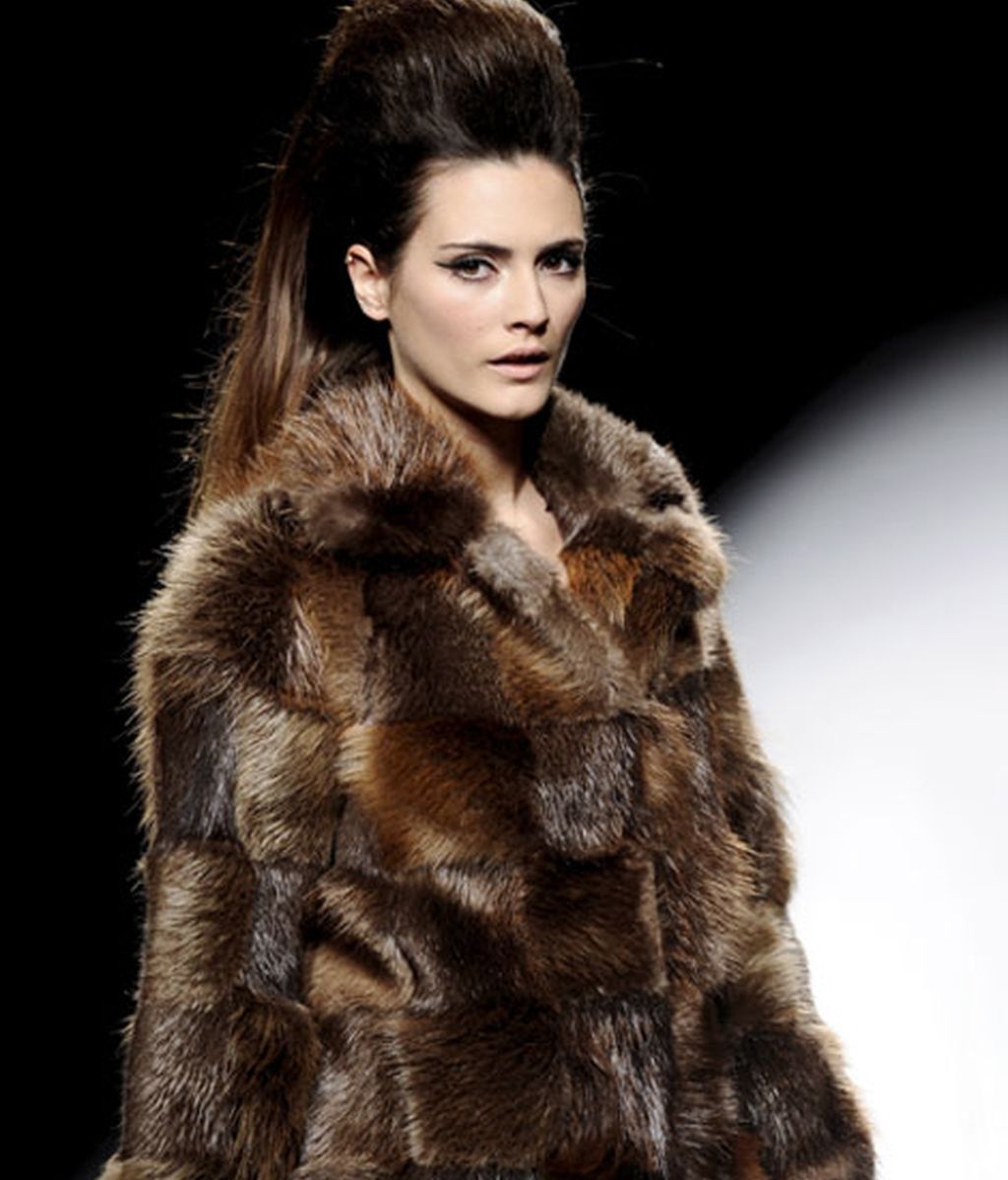 Líneas puras y siluetas marcadas