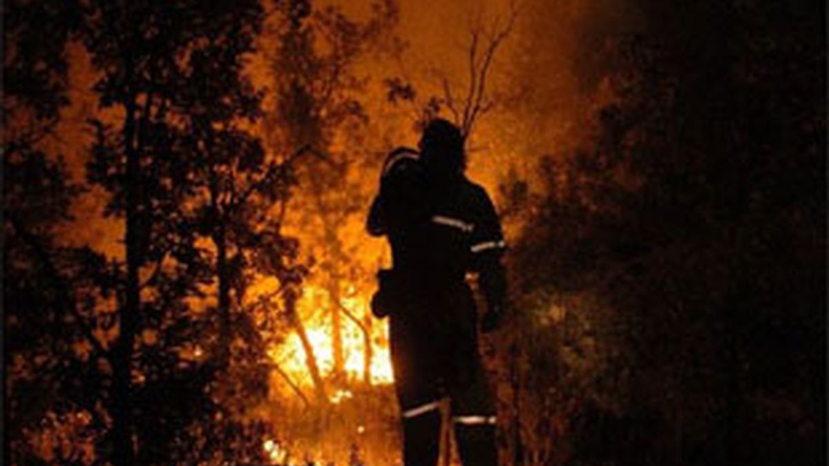 Imagen de archivo del incendio ocurrido en Guadaljara en 2005. Vídeo: Informativos Telecinco.
