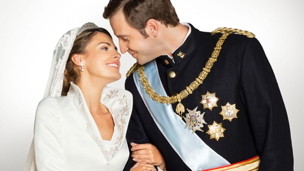 Telecinco estrena la primera entrega de 'Letizia y Felipe' este lunes 25 de octubre