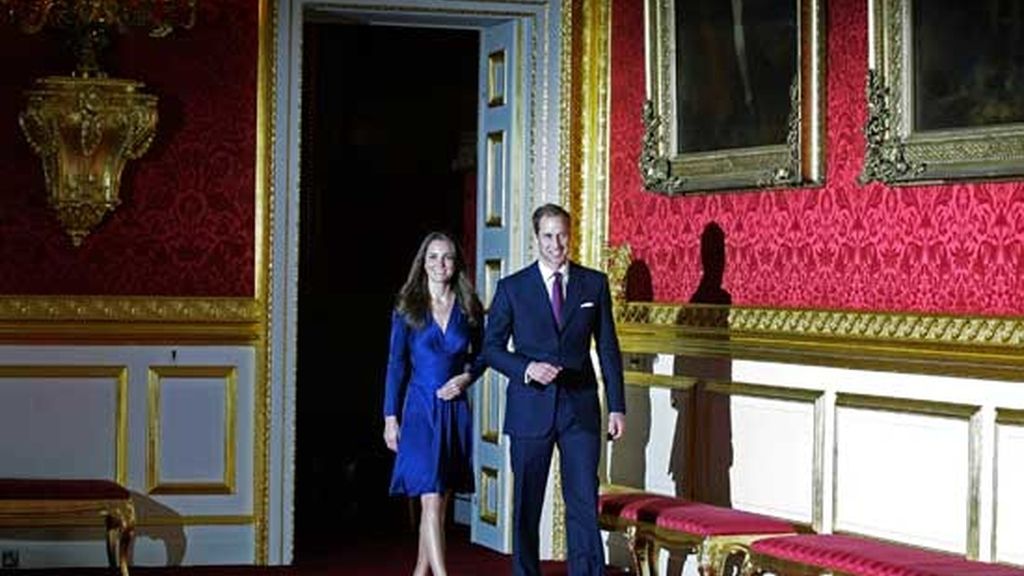 El anillo de Lady Di sella el compromiso de Guillermo y Kate Middleton
