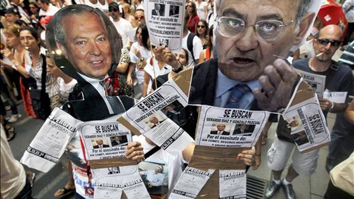 Manifstación de trabajadores del Grupo Marsans el pasado julio en Barcelona para reclamar el cobro de las nóminas y denunciar la situación de incertidumbre desde la venta de las empresas a la sociedad Posibilitumm. EFE Manifstación de trabajadores del Grupo Marsans el pasado julio en Barcelona para reclamar el cobro de las nóminas y denunciar la situación de incertidumbre desde la venta de las empresas a la sociedad Posibilitumm. EFE