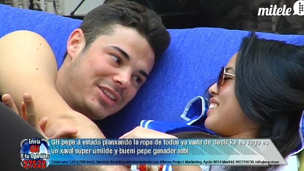 Se han pasado media mañana tumbados en el sofá