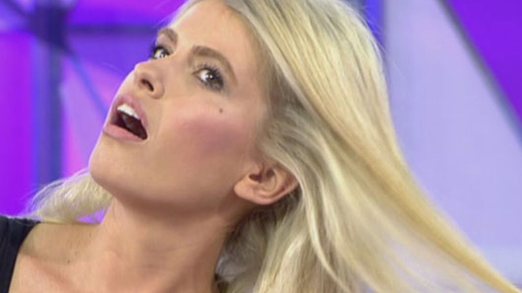 Adriana Abenia sufre un percance con el tinte del pelo