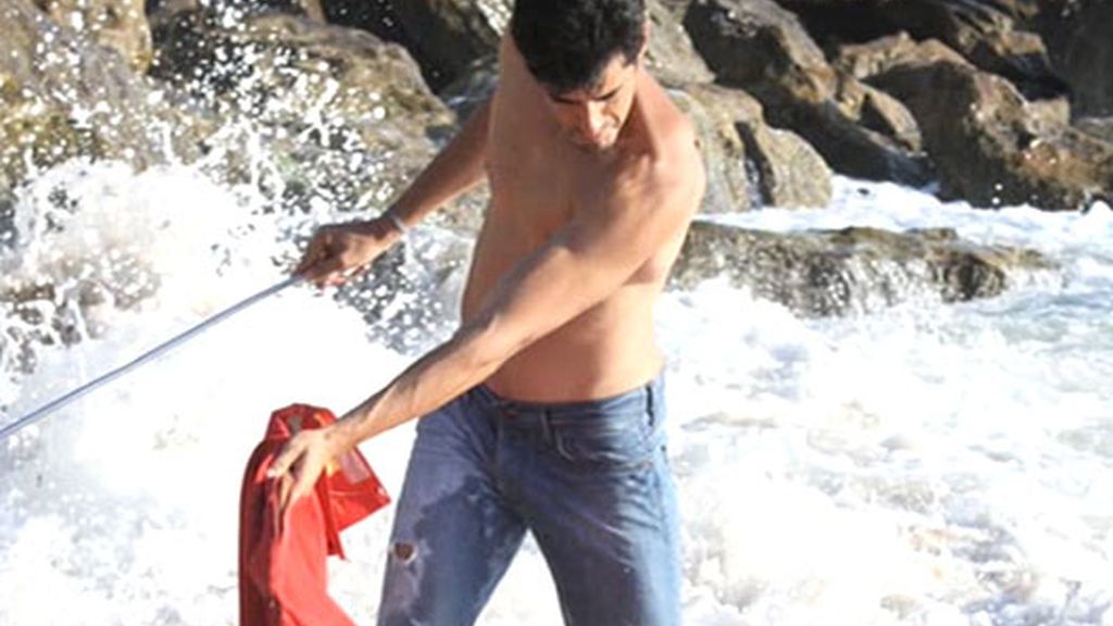 Víctor Janeiro, toreando el oleaje
