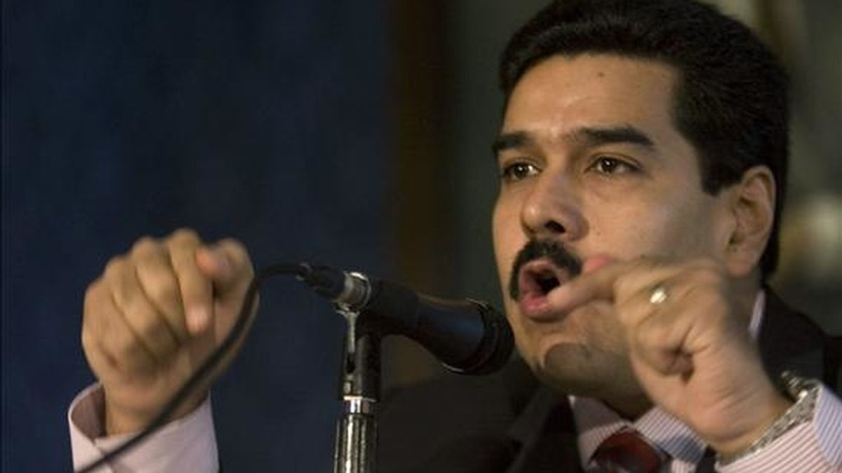 El canciller venezolano, Nicolás Maduro, ofrece una rueda de prensa este viernes en Venezuela. EFE