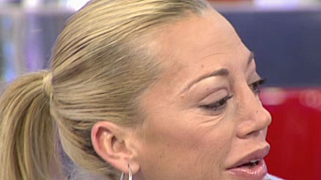 Belén Esteban se emociona