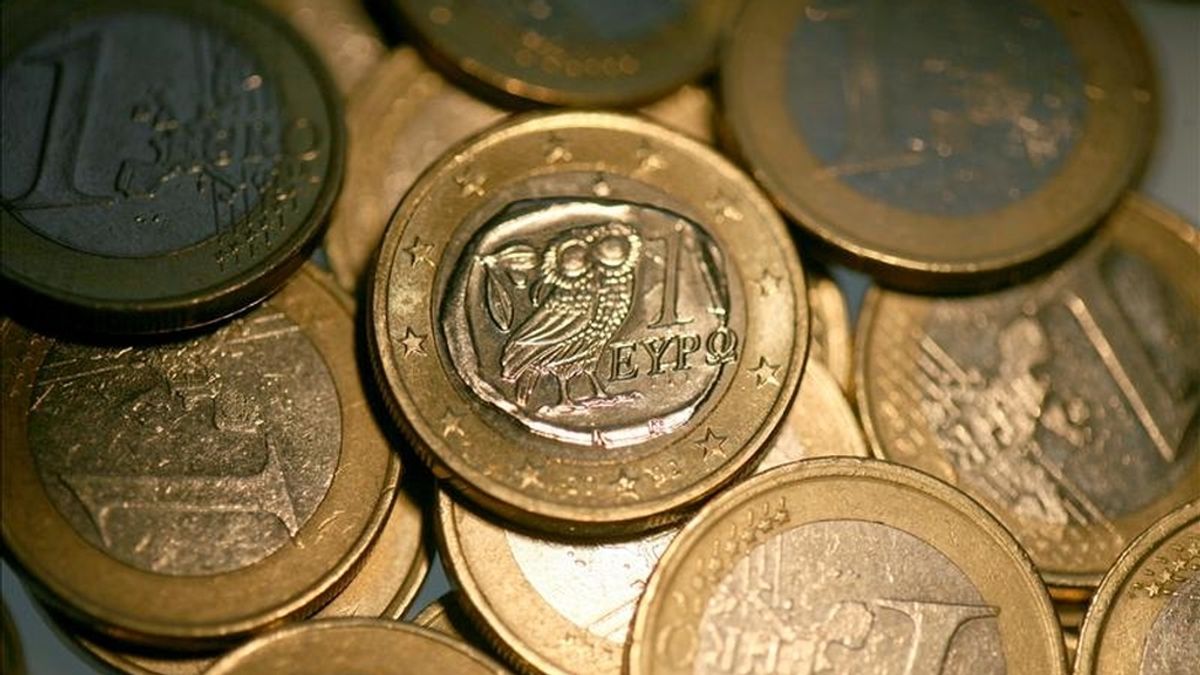Una moneda griega de un euro, fotografiada en Fráncfort del Meno, Alemania. EFE/Archivo Una moneda griega de un euro, fotografiada en Fráncfort del Meno, Alemania. EFE/Archivo