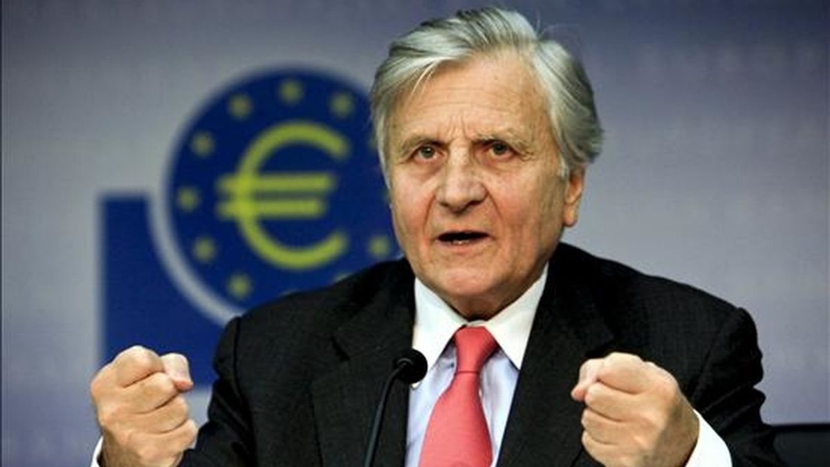 Jean-Claude Trichet, presidente del Banco Central Europeo (ECB) duranta una rueda de prensa en Fráncfort, el pasado 4 de junio. EFE/Archivo