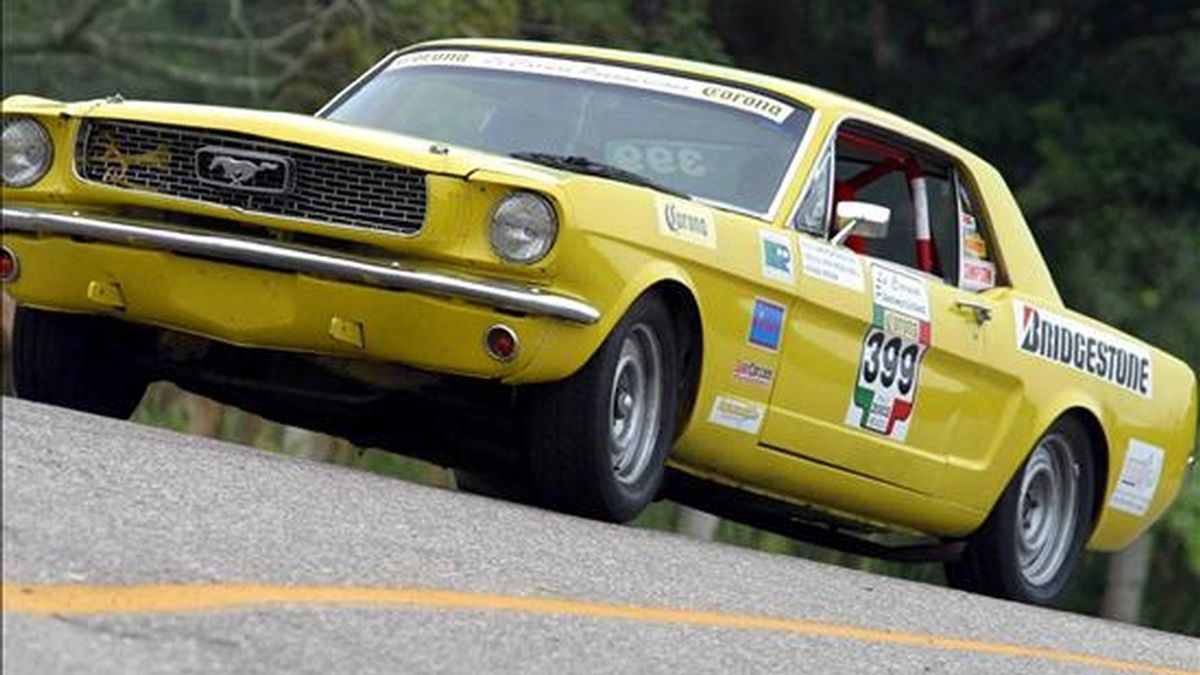 Ford y el Club Mustang de Estados Unidos han programado cuatro días de eventos en el Barber Motorsports Park, protagonizados por 2.500 propietarios de Mustang. EFE/Archivo