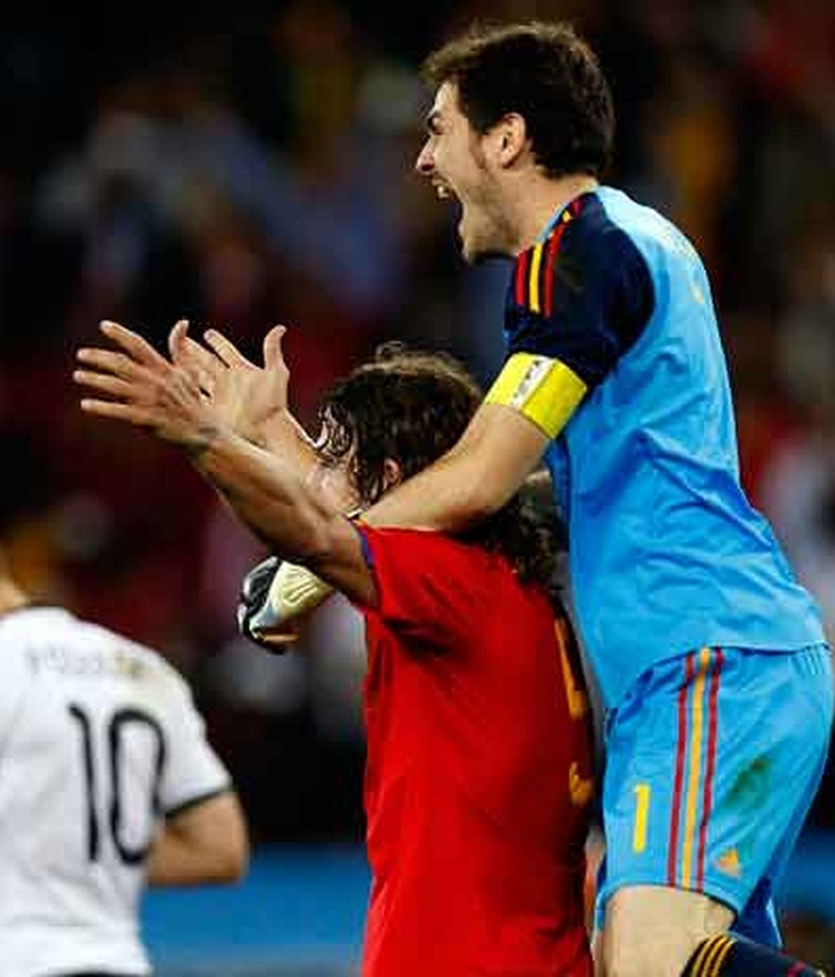 Casillas tendrá otro motivo para estar contento cuando acabe la Copa del Mundo