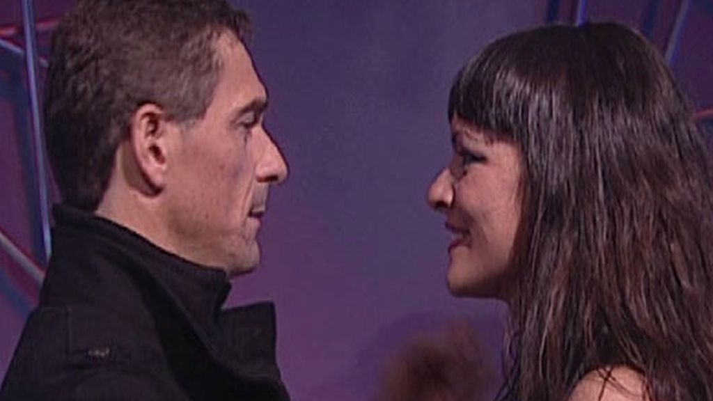 Cara de póquer de Joaquín a Marta en su reencuentro antes de salir expulsado