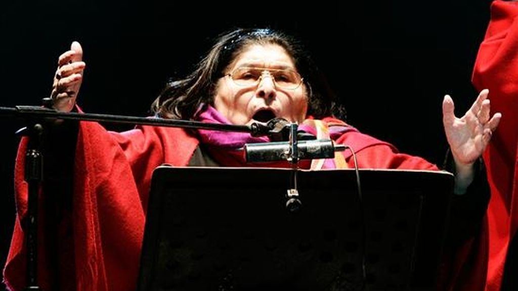 Fotografía de octubre de 2007 en la que se registró a la cantante argentina Mercedes Sosa, fallecida en 2009, y quien es, junto al rockero Gustavo Cerati, una de las artistas con más nominaciones de los Premios Gardel 2010. EFE/Archivo Fotografía de octubre de 2007 en la que se registró a la cantante argentina Mercedes Sosa, fallecida en 2009, y quien es, junto al rockero Gustavo Cerati, una de las artistas con más nominaciones de los Premios Gardel 2010. EFE/Archivo