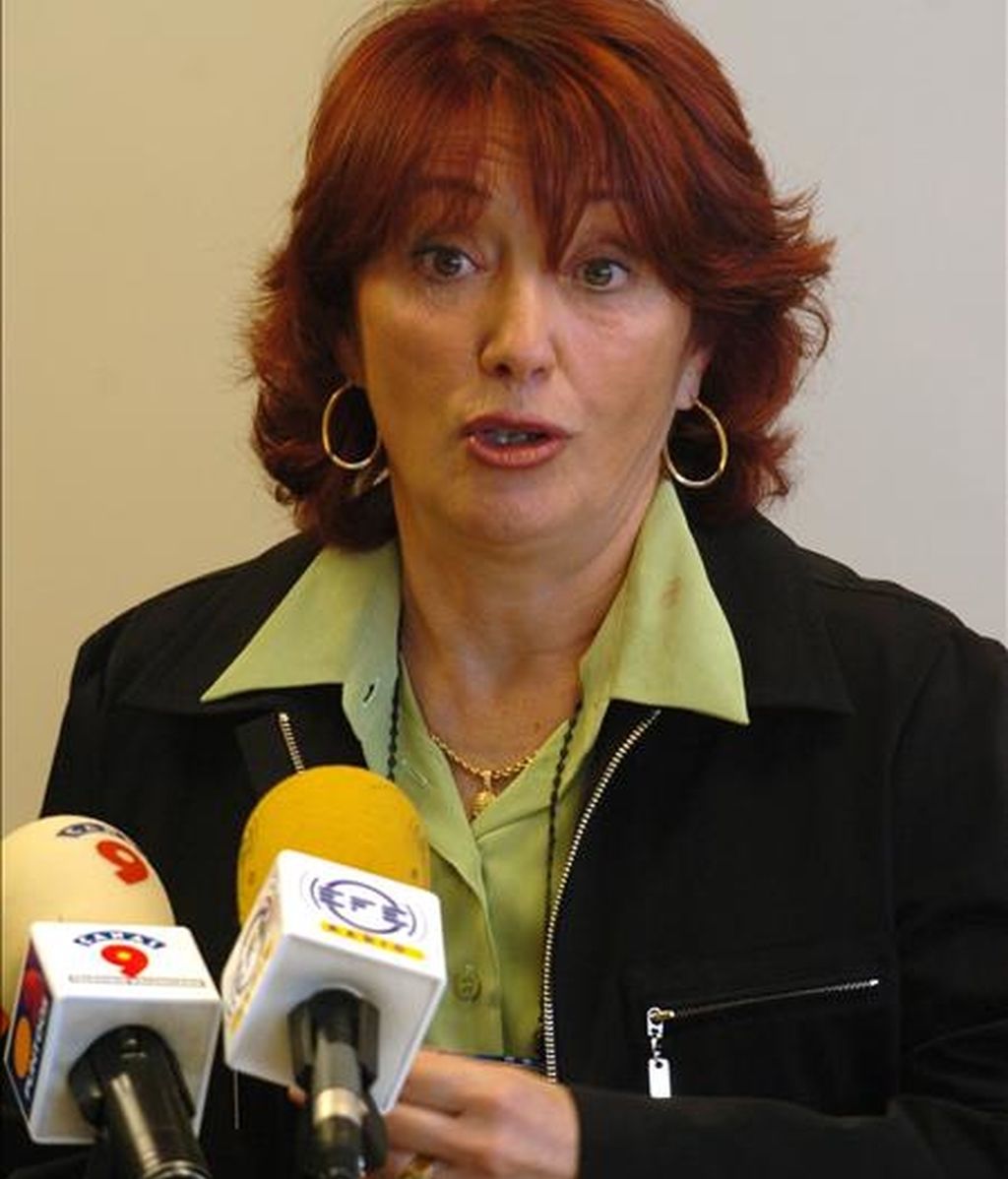 La ex presidenta del Instituto Nacional de Estadística Carmen Alcaide advirtió hoy de que la economía sumergida en España, que cifró entre el 20% y el 25% del PIB, es más elevada que la media de la UE y "muy superior" a la de Estados Unidos, por lo que urgió al Gobierno a acometer "reformas serias". EFE/Archivo La ex presidenta del Instituto Nacional de Estadística Carmen Alcaide advirtió hoy de que la economía sumergida en España, que cifró entre el 20% y el 25% del PIB, es más elevada que la media de la UE y "muy superior" a la de Estados Unidos, por lo que urgió al Gobierno a acometer "reformas serias". EFE/Archivo