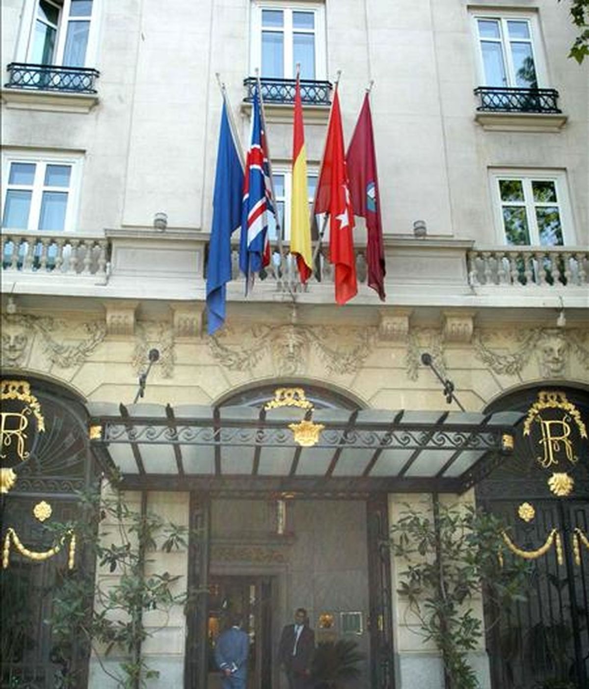 Fachada principal del edificio del Hotel Ritz. EFE/Archivo