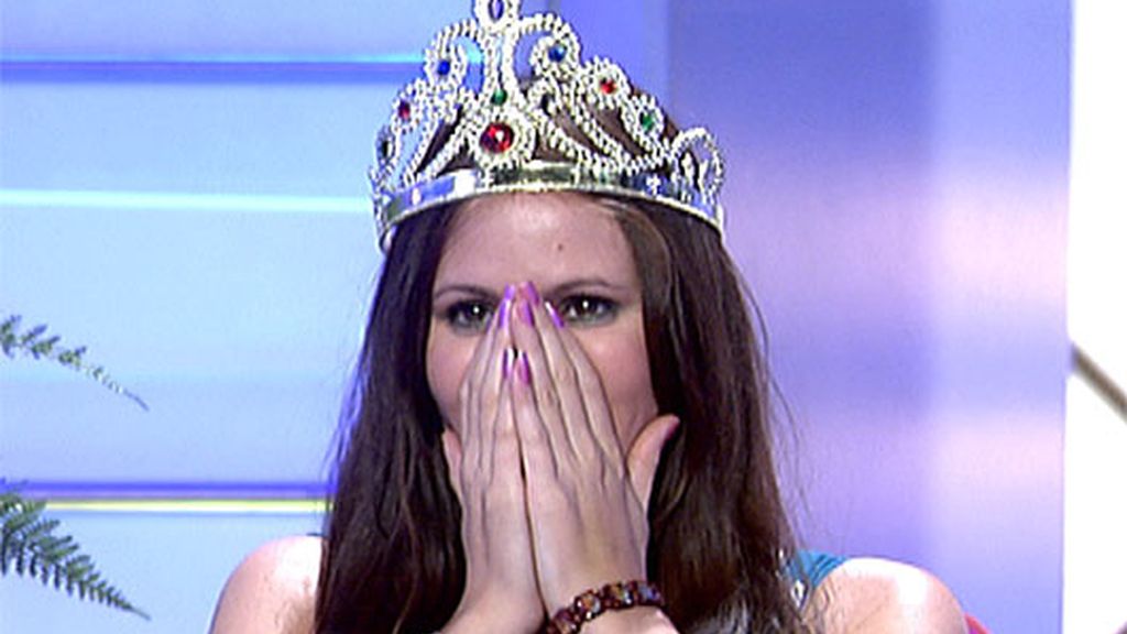 Honinse se estrena en el trono