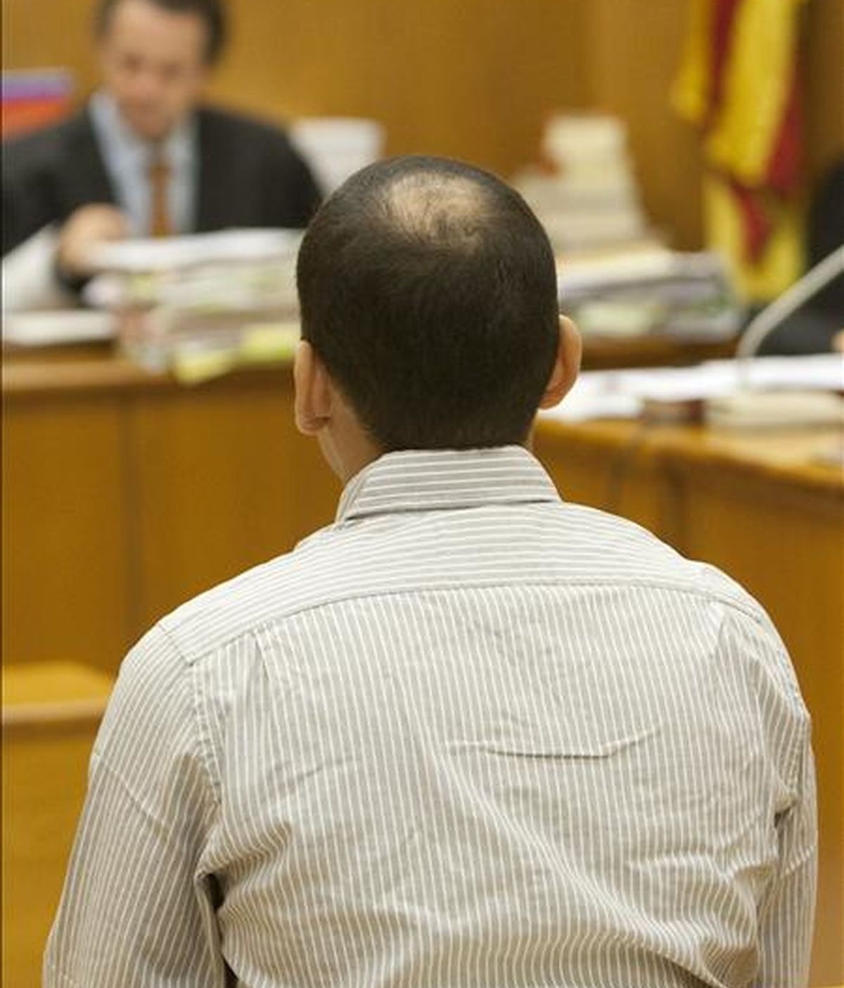 La Audiencia de Barcelona inició hoy el juicio contra Sigfredo Becerra Lozano, presuntamente acusado de haber violado en apenas diez meses a ocho mujeres, cuatro de ellas menores de edad, abordándolas en el portal de su casa. EFE La Audiencia de Barcelona inició hoy el juicio contra Sigfredo Becerra Lozano, presuntamente acusado de haber violado en apenas diez meses a ocho mujeres, cuatro de ellas menores de edad, abordándolas en el portal de su casa. EFE