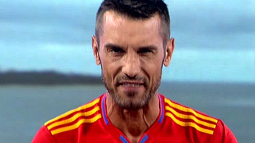 Jesús celebra la victoria de España