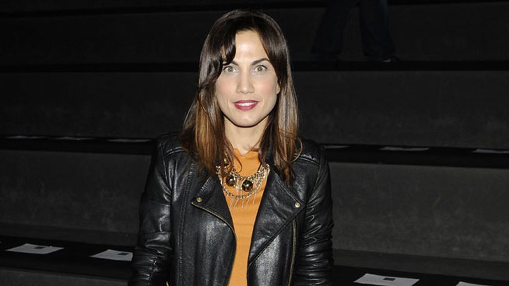 Toni Acosta en el desfile de Robertto Torreta