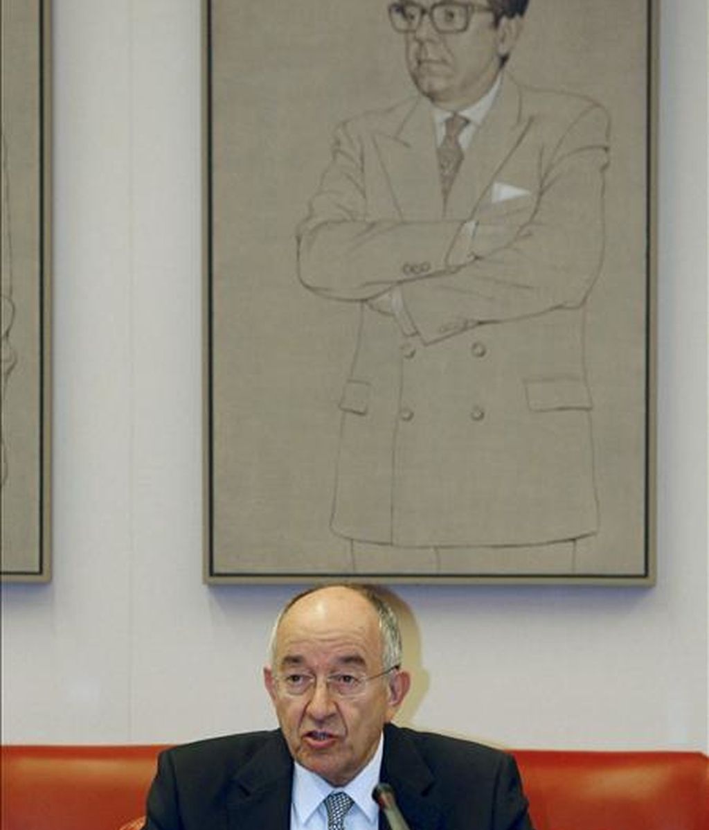 El gobernador del Banco de España, Miguel Ángel Fernández Ordóñez, durante su comparecencia ayer en la Comisión de Presupuestos del Congreso. EFE/Archivo El gobernador del Banco de España, Miguel Ángel Fernández Ordóñez, durante su comparecencia ayer en la Comisión de Presupuestos del Congreso. EFE/Archivo