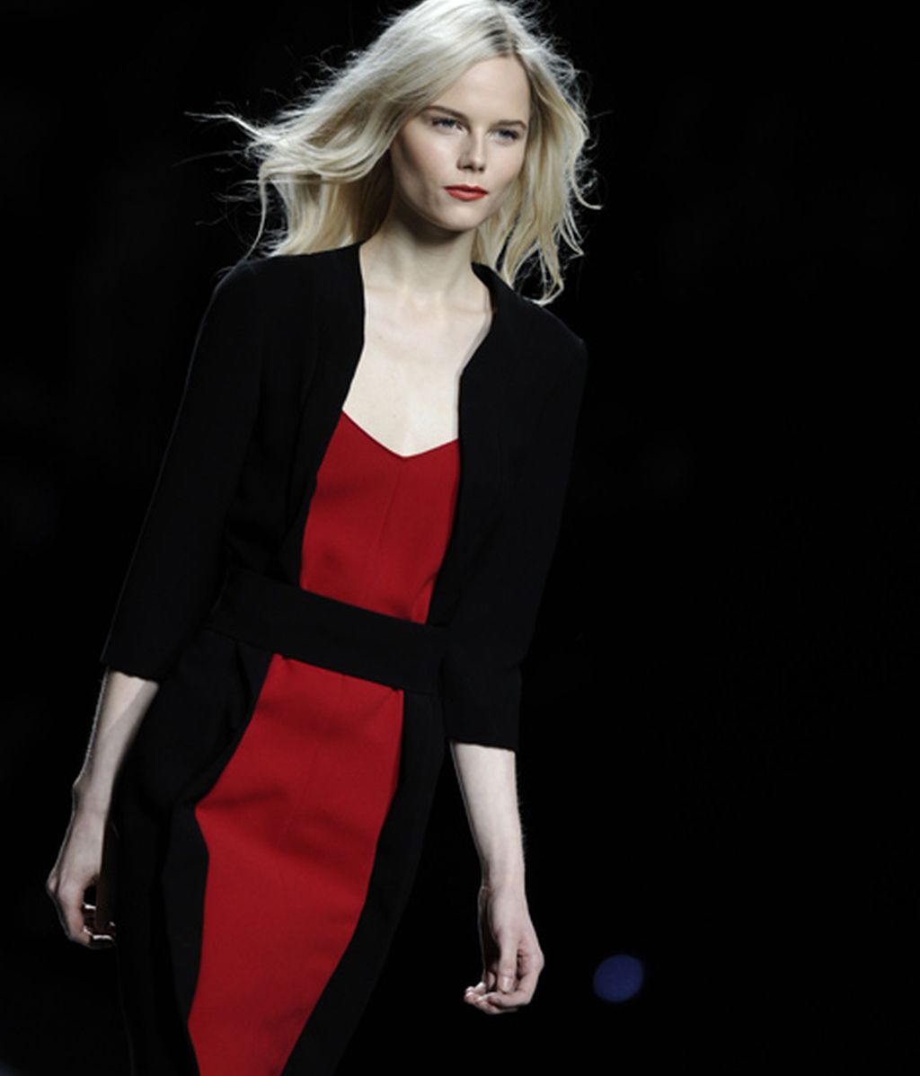 Elegancia extrema en la mujer urbana