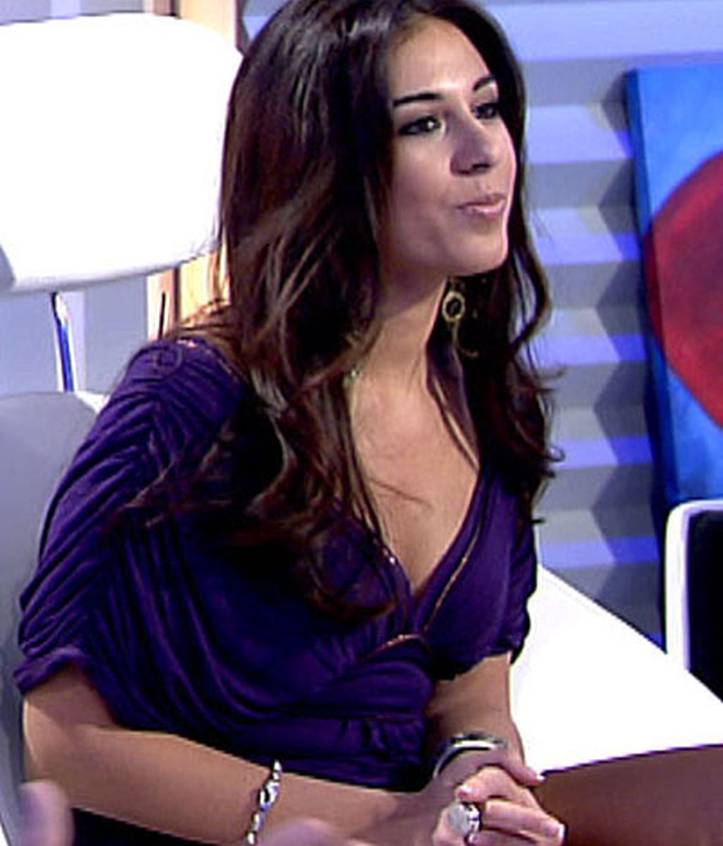 El primer día de Indhira en el trono