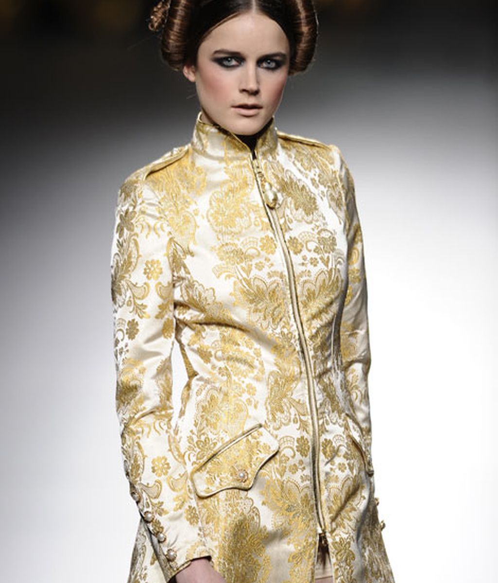 Corsés llenos de potencia e imaginación