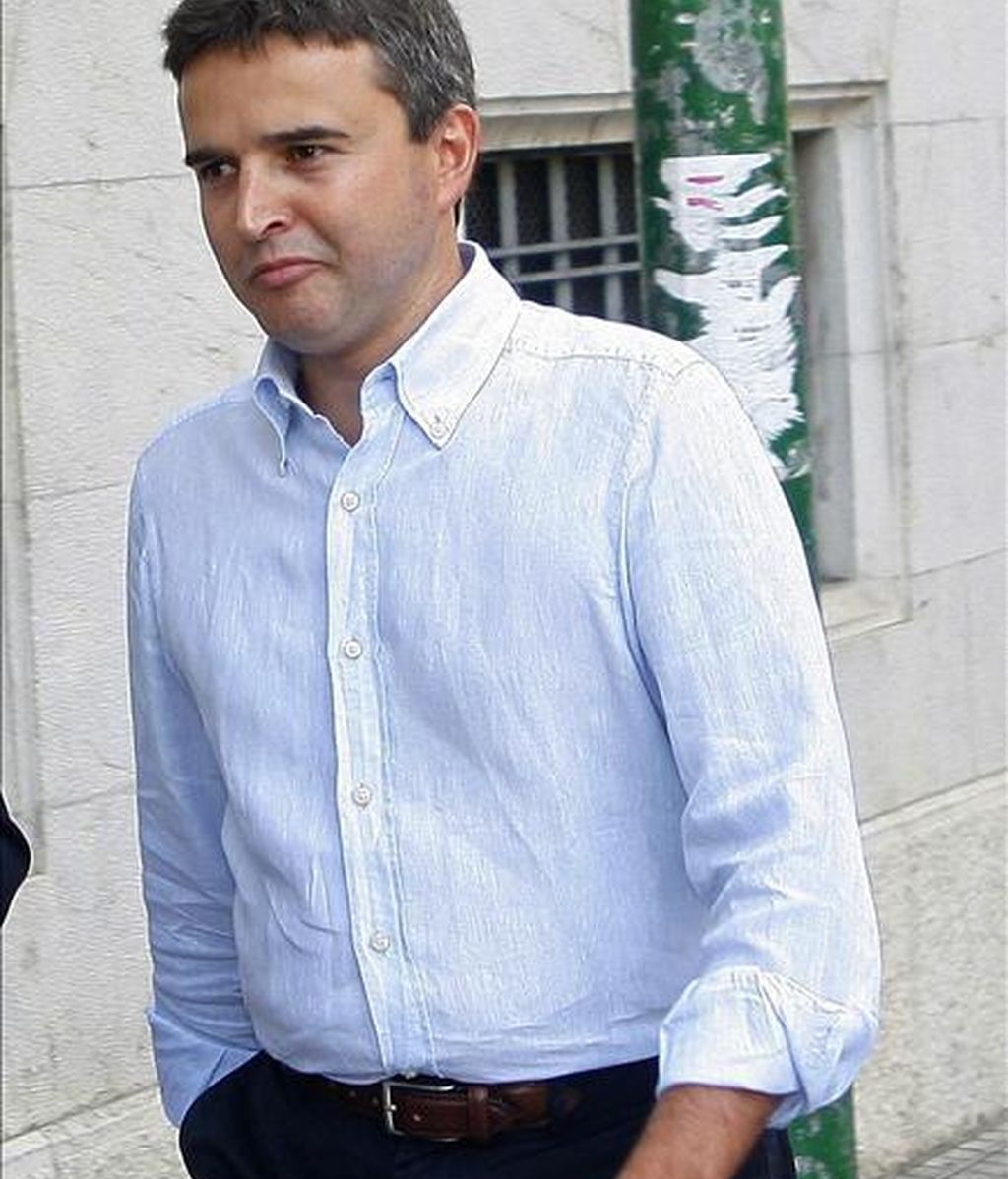 El ex director del Instituto Balear del Turismo (Ibatur), Raimundo Alabern, a su llegada a los juzgados para declarar como imputado ante el juez que instruye el caso Palma Arena. EFE/Archivo El ex director del Instituto Balear del Turismo (Ibatur), Raimundo Alabern, a su llegada a los juzgados para declarar como imputado ante el juez que instruye el caso Palma Arena. EFE/Archivo