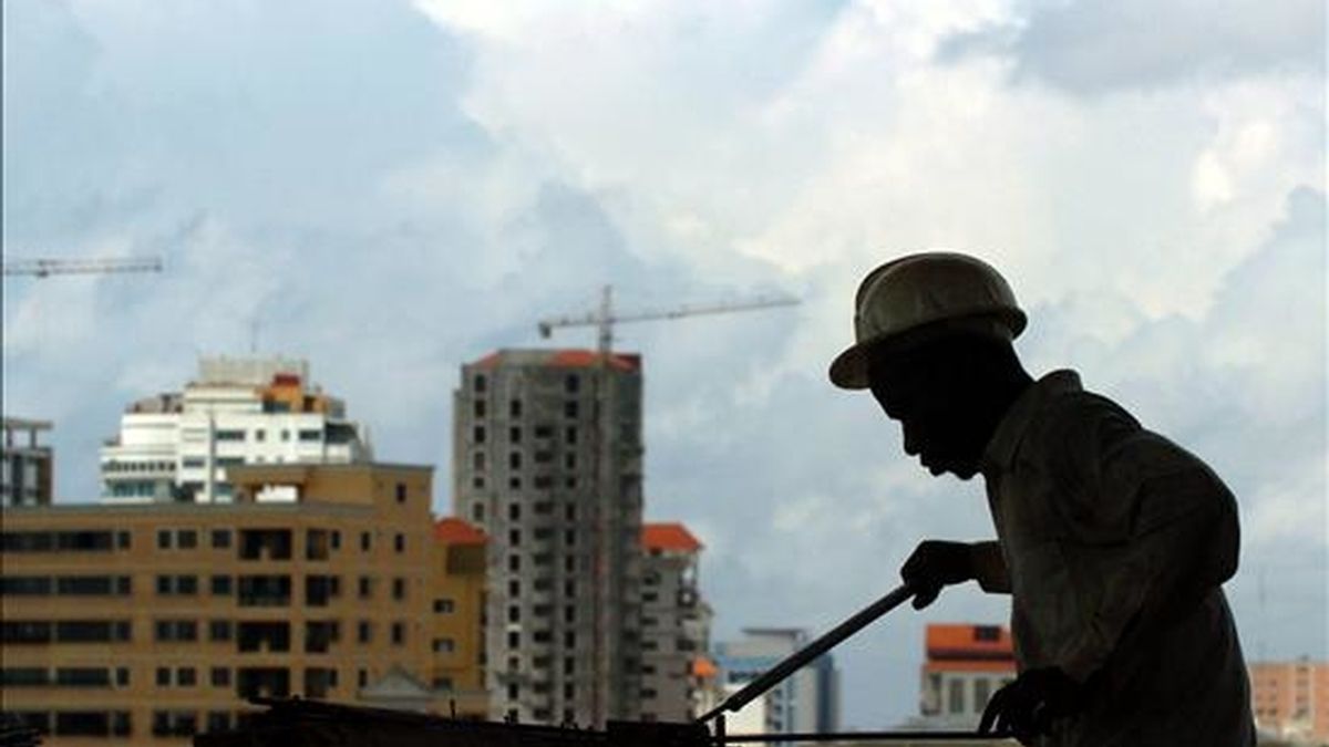 Los permisos de construcción de viviendas cayeron en marzo un 9 por ciento a una tasa anual de 513.000 unidades, la más baja de la que se tiene registro. EFE/Archivo