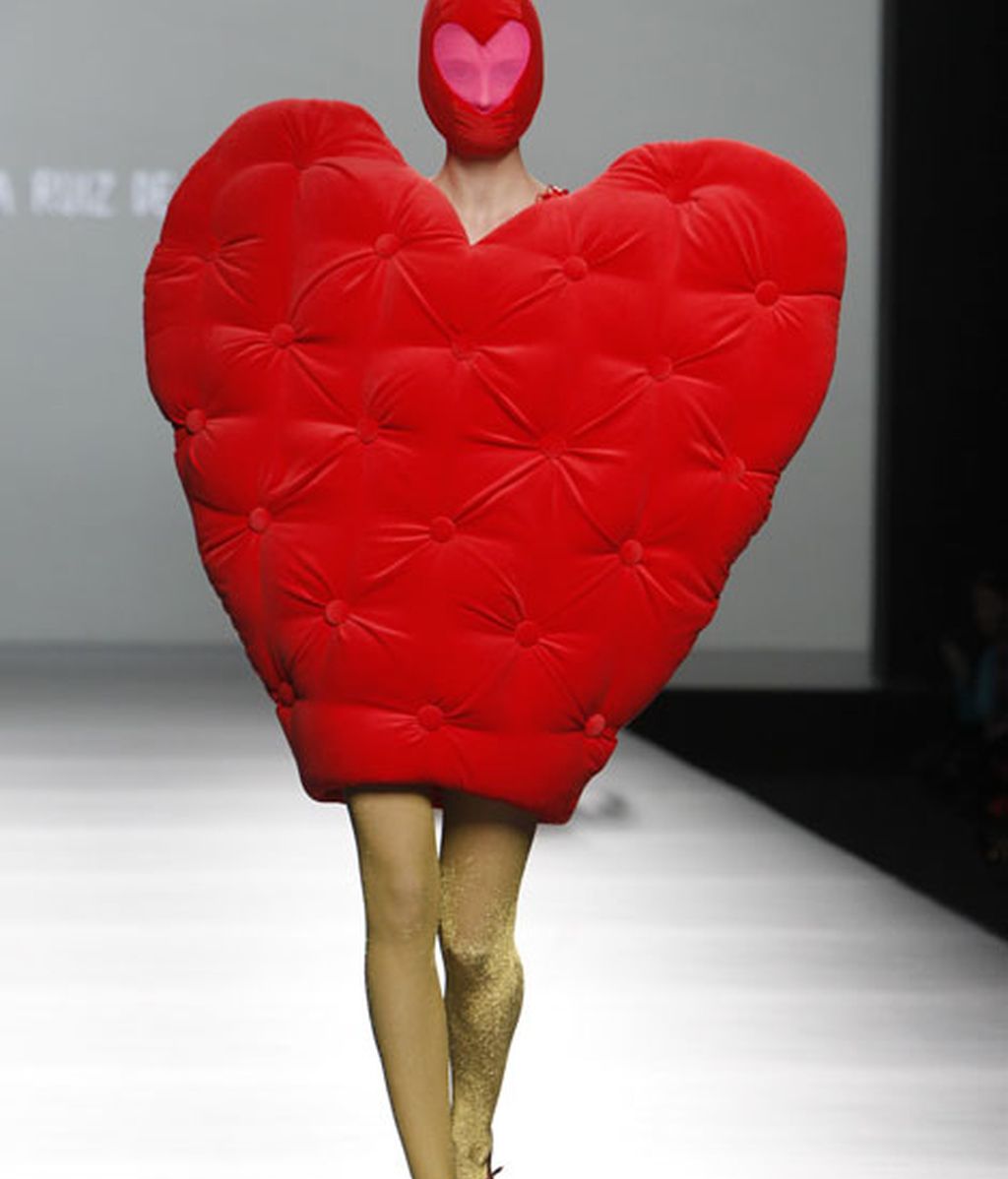 El terciopelo, hilo conductor de toda la colección