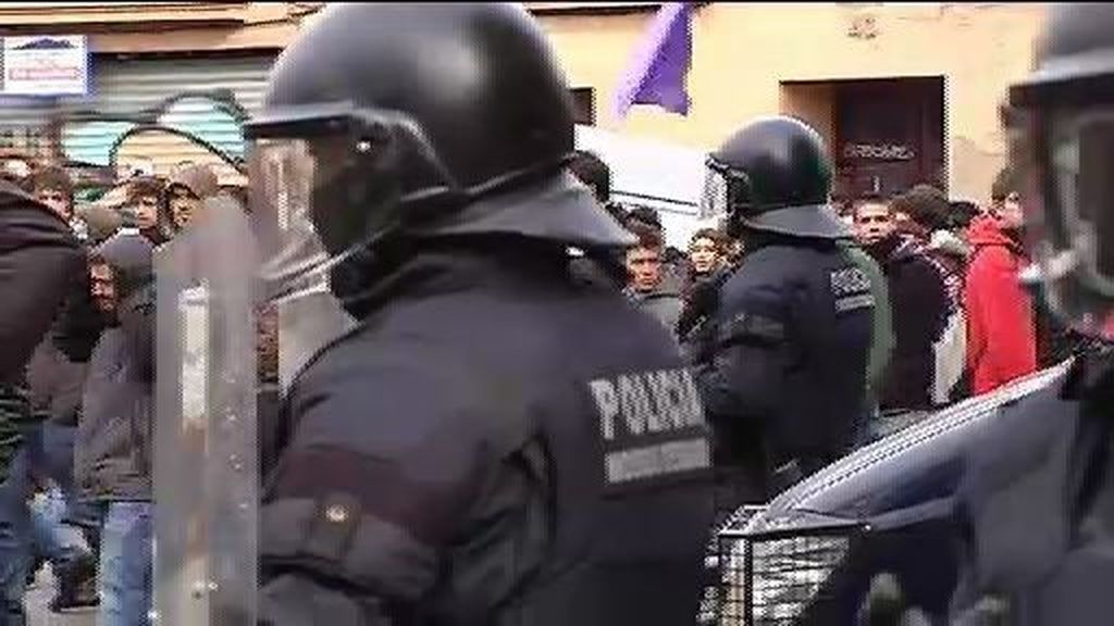 Incidentes en la jornada de protesta de profesores y alumnos en Barcelona