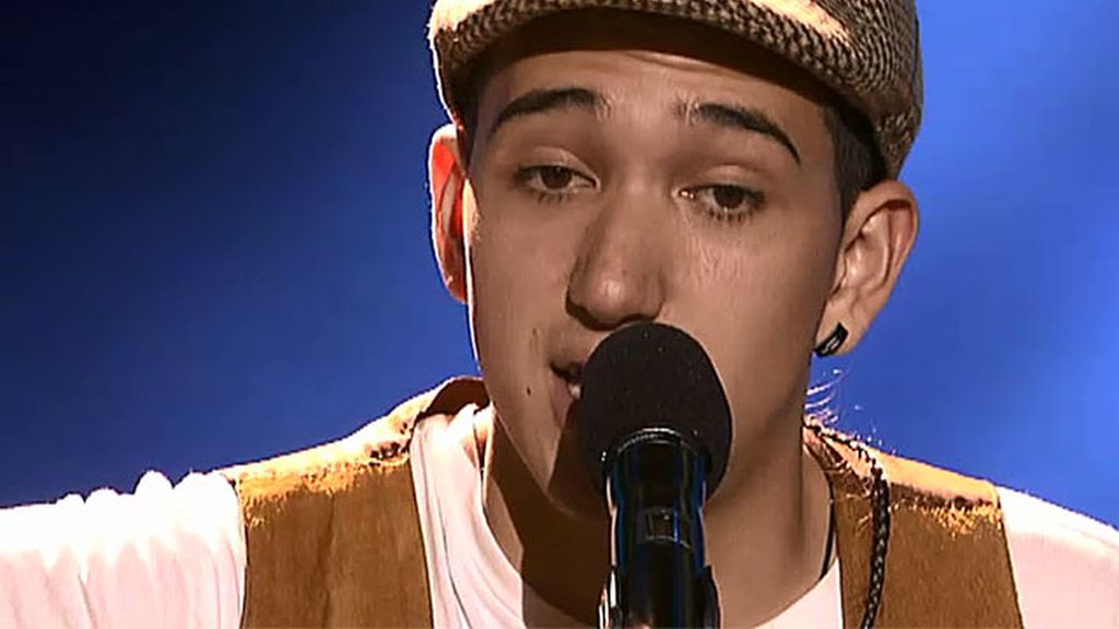 Bruno Carrasco, 18 años, cantante