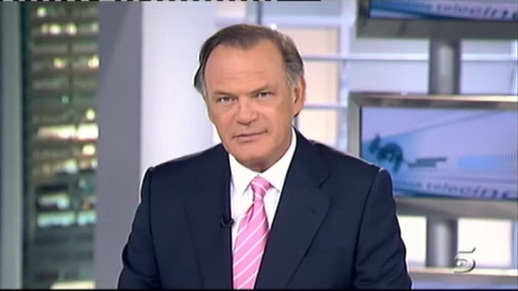 Pedro Piqueras, con el informativo Pedro Piqueras, con el informativo