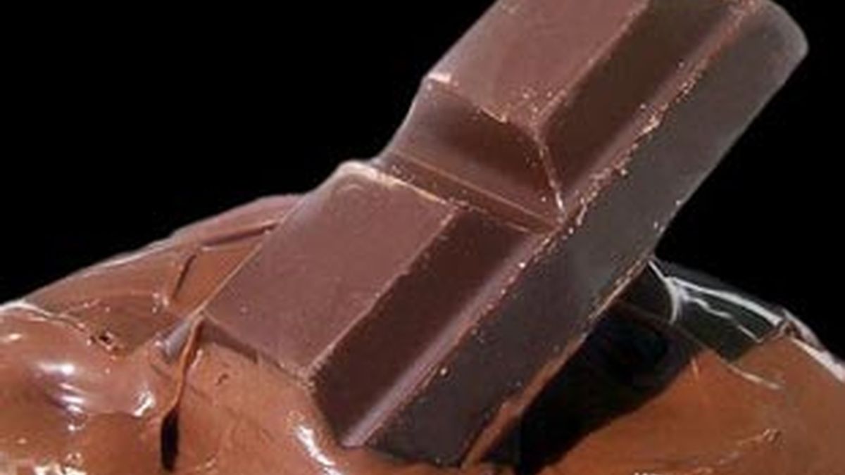 Chocolate amargo, casi tan bueno como hacer ejercicio.