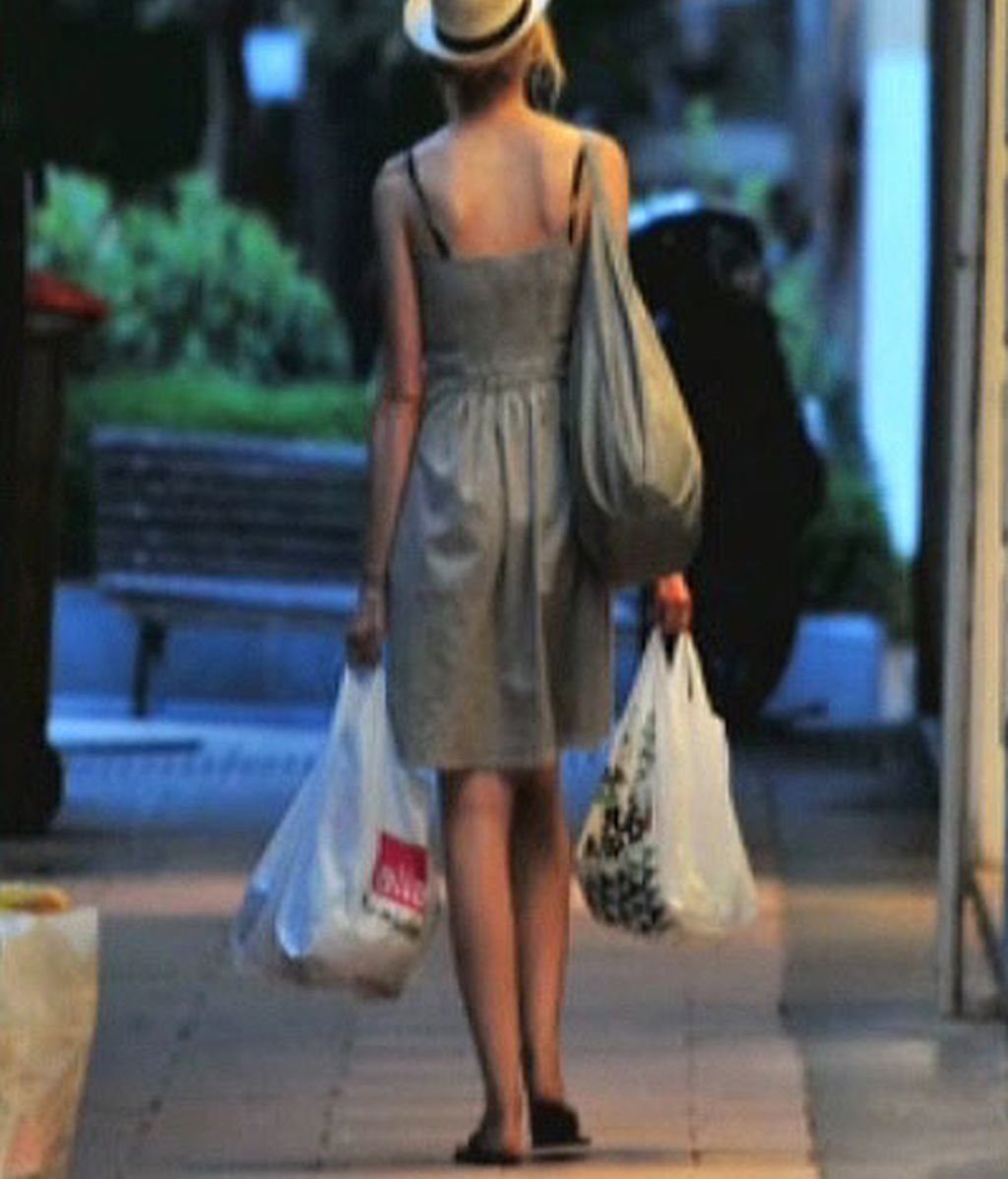 Adriana Abenia ¡¡Pillada!!