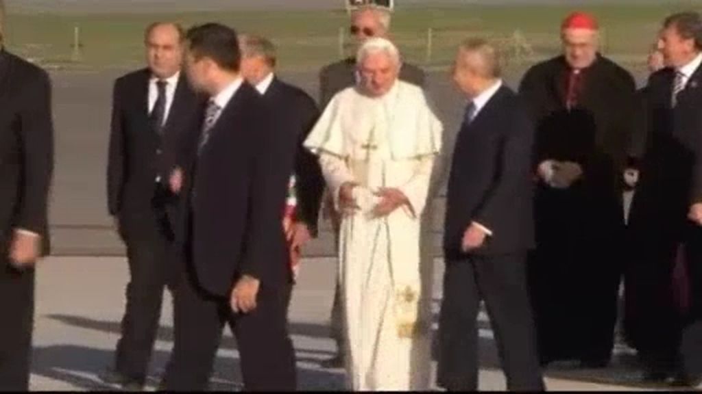 El Papa viaja rumbo a España