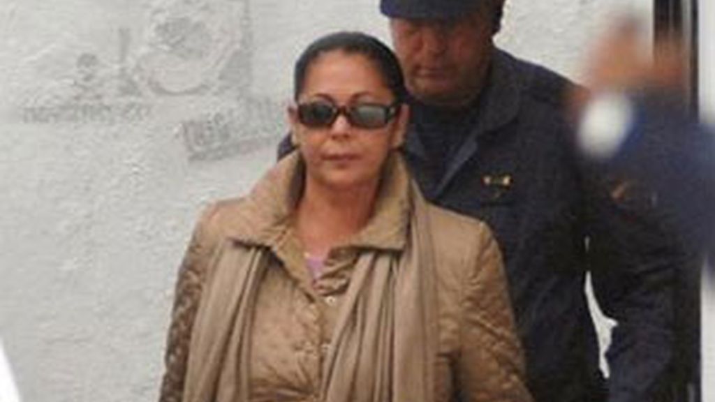 La tonadillera Isabel Pantoja se enfrenta a una posible pena de más de tres años de prisión. Vídeo:A TLAS La tonadillera Isabel Pantoja se enfrenta a una posible pena de más de tres años de prisión. Vídeo:A TLAS