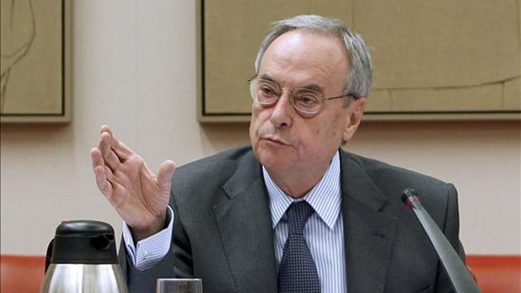 El presidente de la Sociedad Estatal de Participaciones Industriales (SEPI), Enrique Martínez Robles, durante su comparecencia hoy en la Comisión de Presupuestos del Congreso de los Diputados para informar de las cuentas estatales para 2011. EFE El presidente de la Sociedad Estatal de Participaciones Industriales (SEPI), Enrique Martínez Robles, durante su comparecencia hoy en la Comisión de Presupuestos del Congreso de los Diputados para informar de las cuentas estatales para 2011. EFE