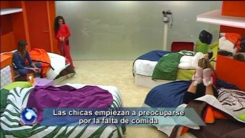 Primeros roces por la falta de comida Primeros roces por la falta de comida