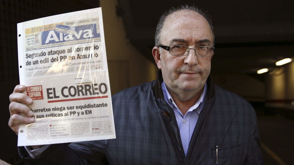 Santiago Abascal: “Me lo dieron hace 14 años y yo no recuerdo quién me lo dio”