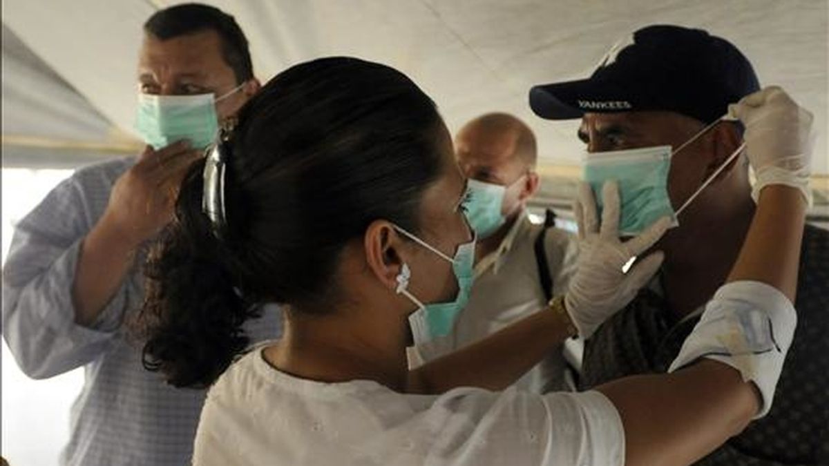El ministro hondureño de Salud subrayó que, "al igual que otros países", en Honduras la gripe A ha tenido "un impacto muy leve en el estado general de las personas" afectadas. EFE/Archivo