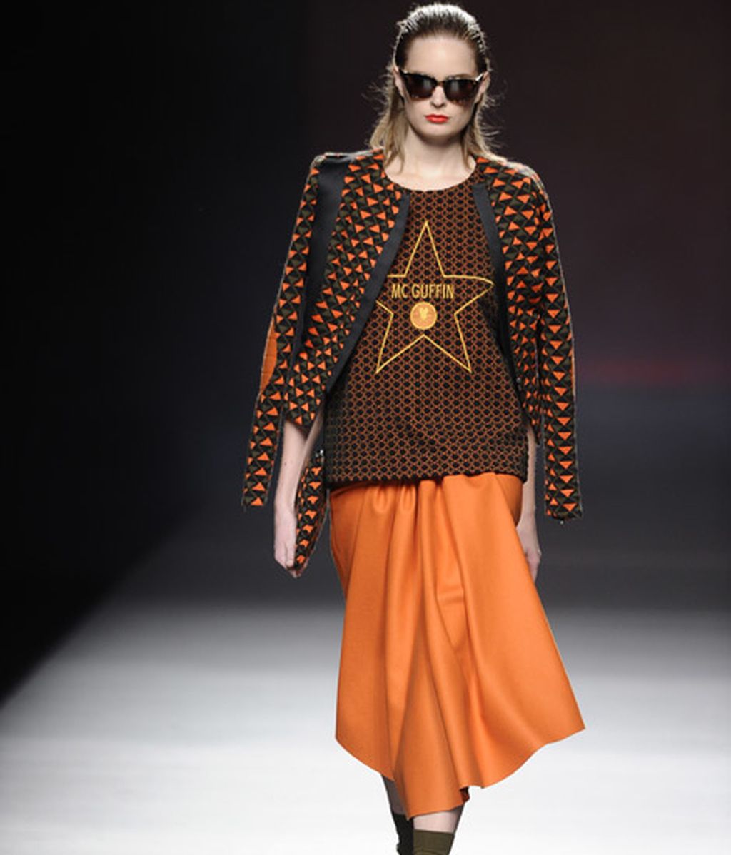 Los abrigos, protagonistas en la primera parte del desfile