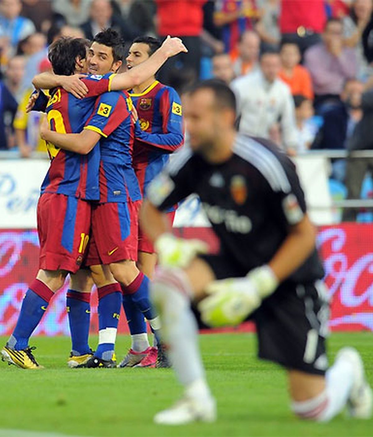 Messi, Villa y Pedro celebran un tanto del Barça esta temporada. FOTO: Archivo.
