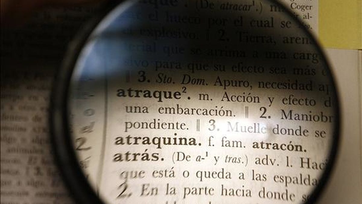 El estudio sostiene que a los hablantes nativos se suman quienes usan el español de forma limitada (extranjeros, personas que la tienen como segunda lengua y aprendices), lo cual hace un total de 438 millones. EFE/Archivo