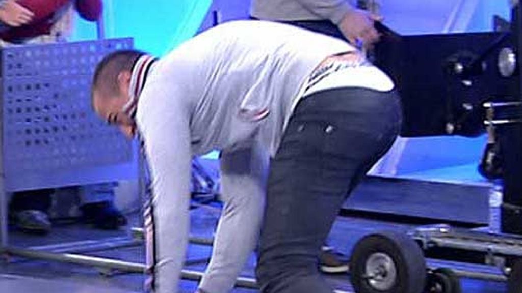 El trompazo de Rafa Mora