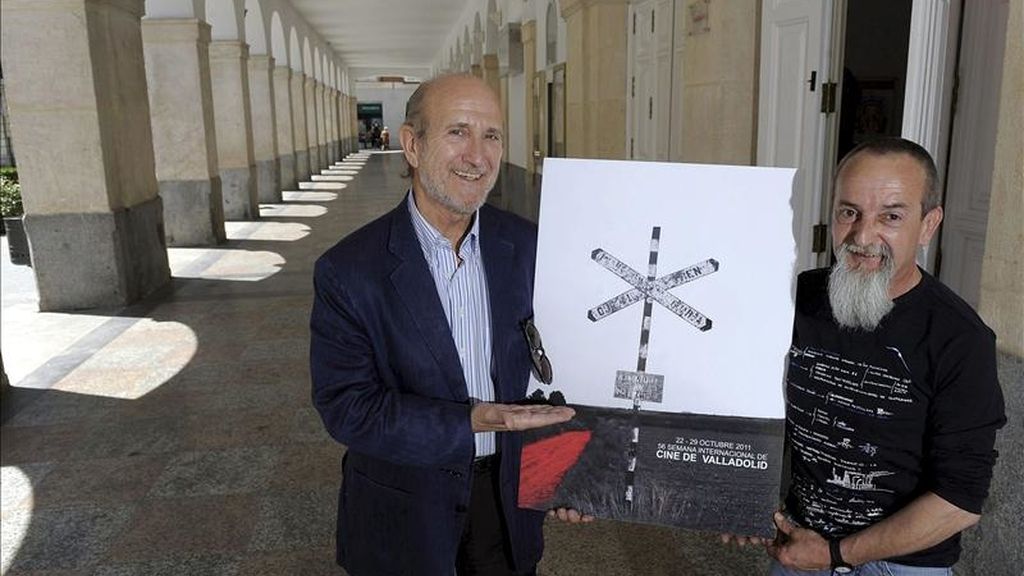 El director de la Semana Internacional de Cine de Valladolid (Seminci), Javier Angulo (i), presentó hoy el cartel anunciador de la próxima edición de la 56 Semana Internacional de Cine de Valladolid (Seminci), junto al artista navarro Iñaki Fernández (d), autor del mísmo. EFE El director de la Semana Internacional de Cine de Valladolid (Seminci), Javier Angulo (i), presentó hoy el cartel anunciador de la próxima edición de la 56 Semana Internacional de Cine de Valladolid (Seminci), junto al artista navarro Iñaki Fernández (d), autor del mísmo. EFE