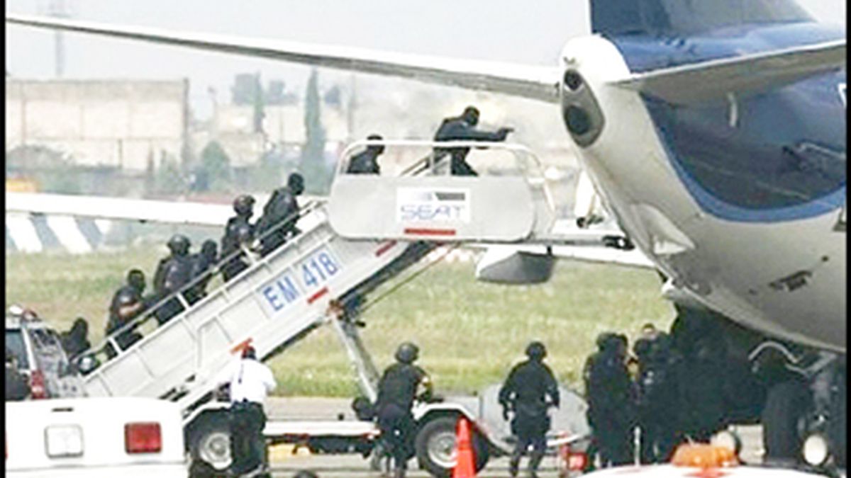 Avión secuestrado en China